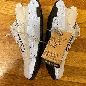 Nike sneakers crater remixa